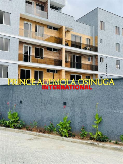 For Sale 3 Bedroom Flat Apartment Off Banana Island Road Mojisola