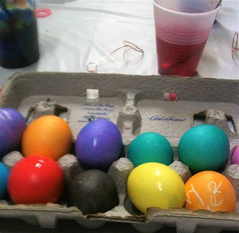 5 Unique Easter Egg Dyeing Ideas From The Professionals