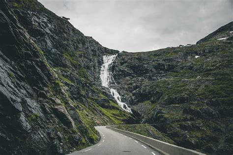 Droga Trolli Zjawiskowa Trasa Trollstigen Kierunek Norwegia