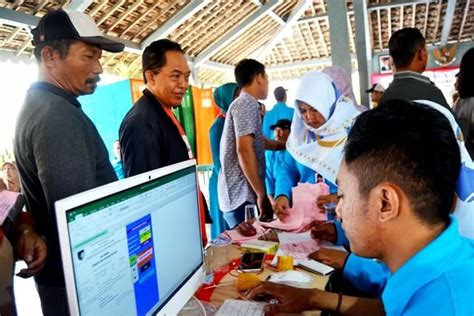 Desa Pelem Gunakan Barcode Sebagai Pengganti Nomor DPT Radar Kediri