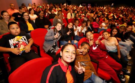 Mais De Pessoas Participam De Evento Sobre O Dia Nacional De