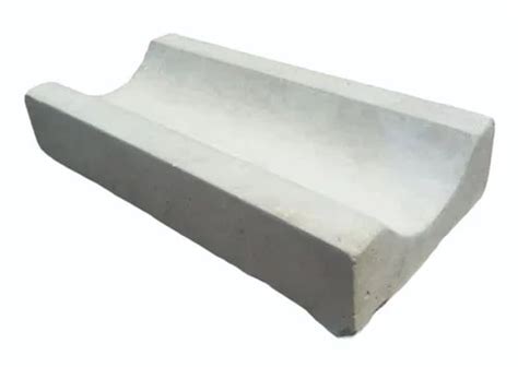 Rectangle Plain Rcc Road Divider Size Feet At Rs Piece In