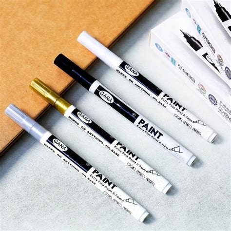 Black Paint Pen 07mm Fine Point Waterproof Permanent Marker For