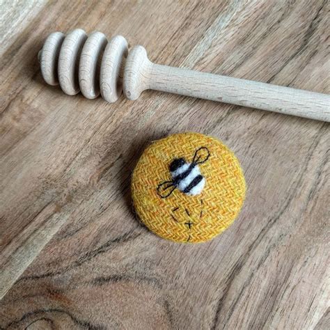 Products Without Category Harris Tweed And Needle Felt Bumble Bee