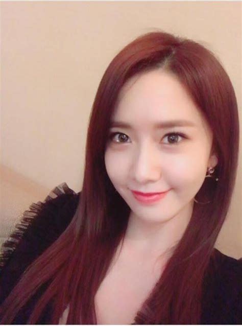 See The Gorgeous Selfies From Snsds Yoona Yoona Snsd Yoona Snsd