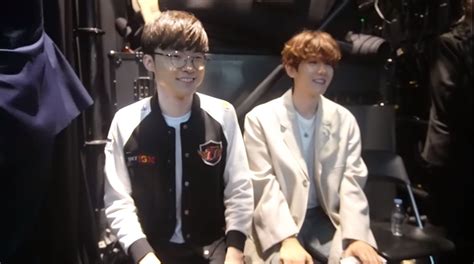 Exo S Baekhyun Is A Massive Faker Fanboy One Esports