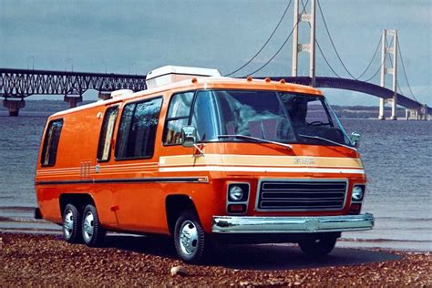 1973 Gmc Motorhome Exterior 001 Front Three Quarters Sequia Gm