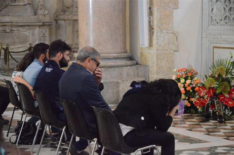 Il Funerale Di Milena Visalli A Messina Dolore Ed Emozione Per L