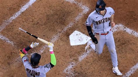 Diamondbacks even World Series with 9-1 win in Game 2 - Yahoo Sports