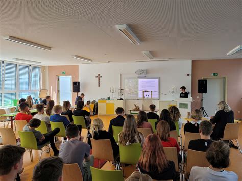 Präsentation der Großen Montessori Arbeit Montessori Schulen Plauen