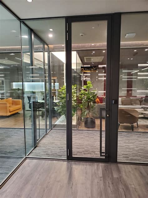 Glass For Office Partitions In Mumbai Bhatia Glass Tuff Pvt Ltd