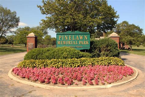 Pinelawn Memorial Park in Milwaukee, Wisconsin - Find a Grave Cemetery