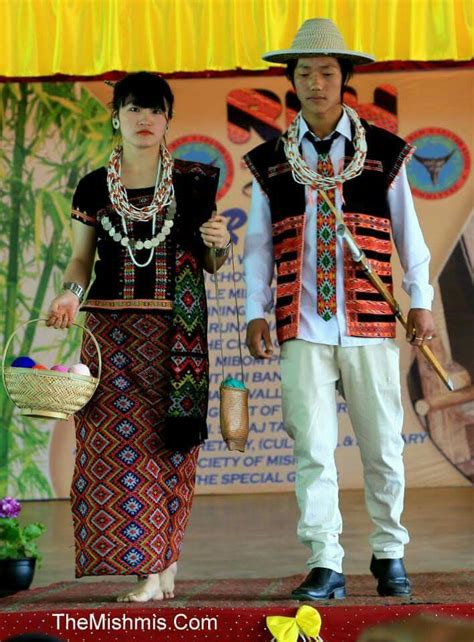 Traditional Dress Of Arunachal Pradesh