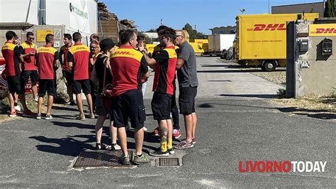 DHL Livorno Corrieri Bs Autotrasporti In Sciopero Basta Appalti