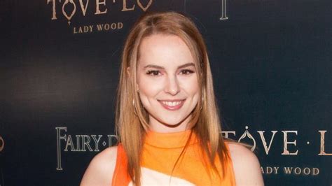 Bridgit Mendler Height Age Biography Marriage Net Worth Wiki