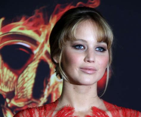 JENNIFER LAWRENCE at The Hunger Games Premiere in Berlin – HawtCelebs