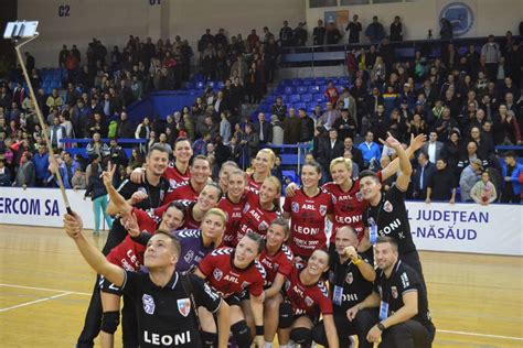 Abonamente Pentru Meciurile Echipei De Handbal Csm Bistri A Vezi C T