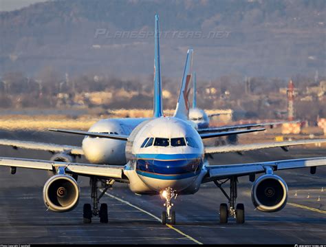 B China Southern Airlines Airbus A Wl Photo By Sunshydl