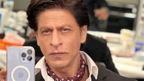 Shah Rukh Khan Thanks Fans For Celebrating Years Of His Bollywood