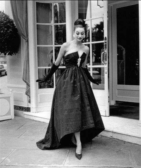 Pin By Nata Leto On Dior 1958 1960 Yves Saint Laurent Vintage Style