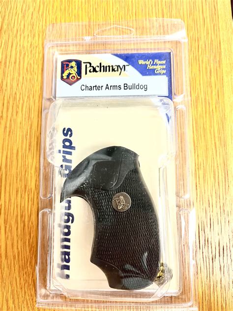 Charter Arms Bulldog Grips by Pachmayr. | Charter Arms