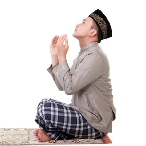 Lafal Doa Kamilin Shalat Tarawih Lengkap Arab Latin Dan Terjemah