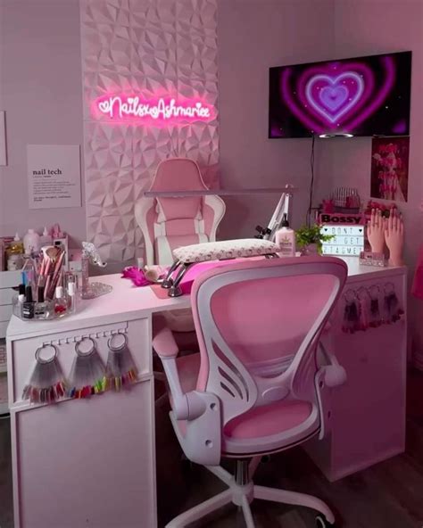 Pin By Mia On Vision Board Nail Technician Room Home Nail Salon