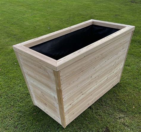 Larch Trough Planter X X Cm Natural No Staining