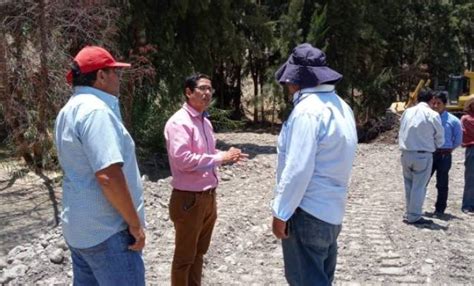 MOQUEGUA GOBIERNO REGIONAL REALIZA TRABAJOS DE DESCOLMATACIÓN EN RÍO