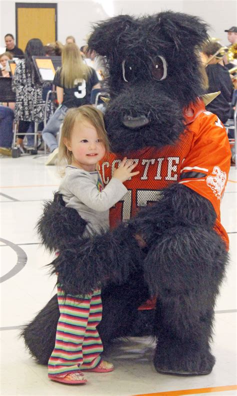 Scenes from 2017 Philip High School Homecoming Events | Pioneer Review