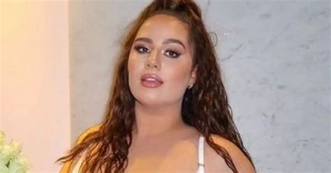 Plus Size Model Thrills In Bridal Lingerie As She Flaunts Mind Blowing Curves Daily Star