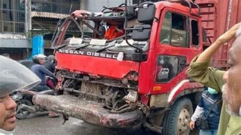 Gambar Detail Tentang Kecelakaan Maut Terulang Lagi Truk Seruduk