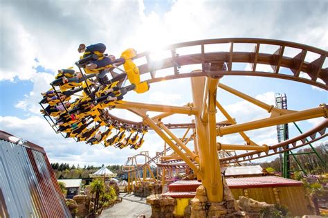 Flight Of The Pterosaur A New Suspended Coaster In Lost Kingdom