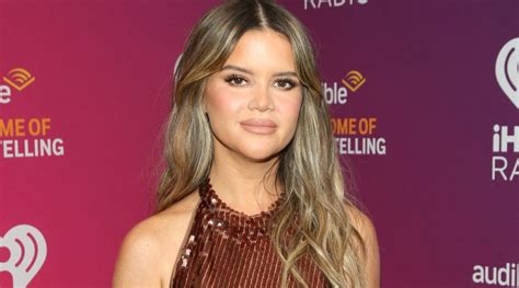 Maren Morris Shows Off Sculpted Abs In Zebra Print String Bikini Si