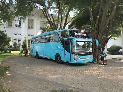 Panduan Memilih Bus Pariwisata Yang Tepat Untuk Perjalanan Wisata Anda