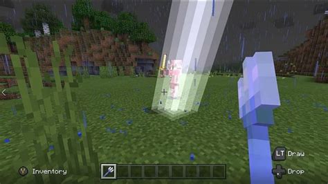 How to make a lightning trident in Minecraft