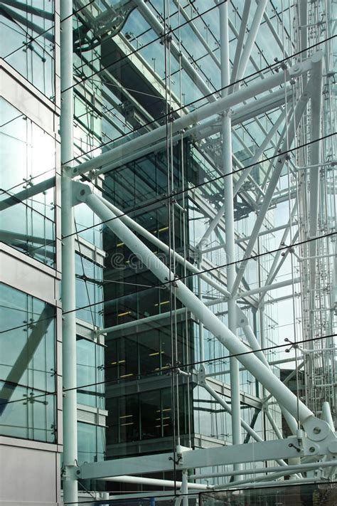 Estructura De Cristal Imagen De Archivo Imagen De Transparente 20675895