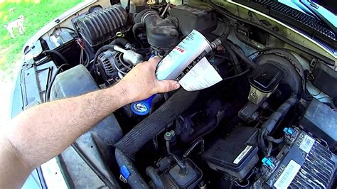 How To Quick Recharge Air Conditioning On A Car Or Truck Youtube