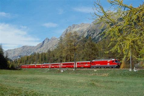 RhB Schnellzug 535 Von Chur Nach St Moritz Am 15 10 1999 Einfahrt Im