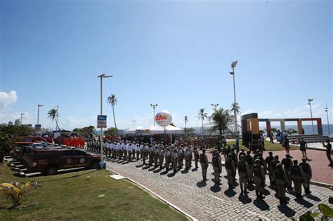 Operação Verão reforça segurança 25 mil policiais e bombeiros