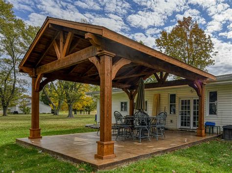 20x20 Grand Cedar Pavilion