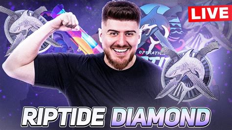 LIVE AZI FACEM MEDALIA DIAMOND SI DESCHIDEM CUTII PE HELLCASE