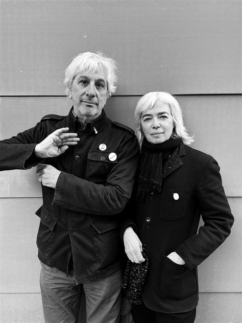 Lee Ranaldo and Leah Singer Bring 'Contre Jour' Performance to India