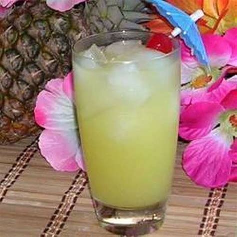 Tropical Bay Breeze Cocktail Recipe Yummly Recipe Fruity Drinks