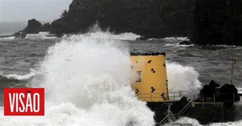 Visão Arquipélago da Madeira sob aviso amarelo para agitação marítima