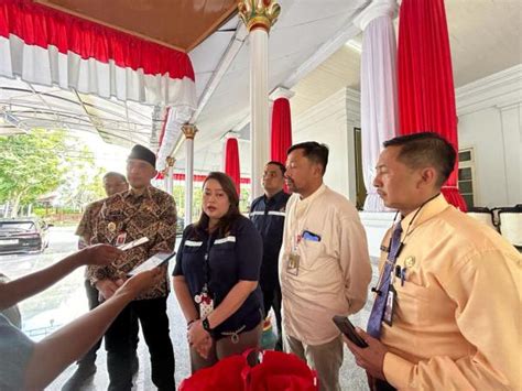 Tanggap Bencana Banjir Skk Migas Phe Wmo Salurkan Paket Sembako