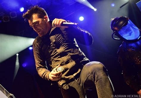 Interview with Starset vocalist, Dustin BatesInterview with Starset ...