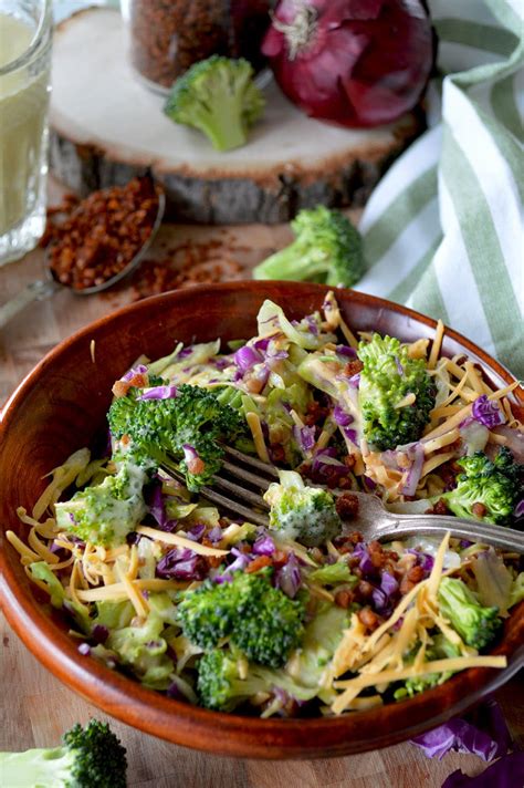 Salade De Brocoli V Gane La C Sar Fum Avec Sarrasin Bits Vegan