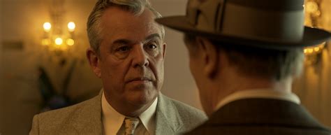 Film Review: 'Marlowe' is Almost a Throwback Noir Worth Its Salt But Can't Track Down All the ...