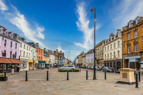 Cirencester - What you need to know before you go - Go Guides